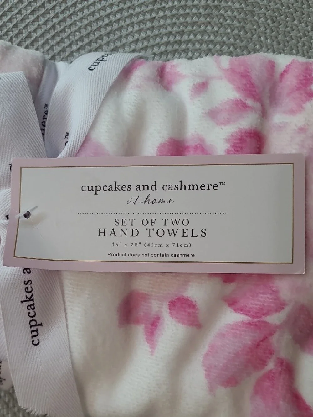 Cupcakes and Cashmere Floral Hand Towels